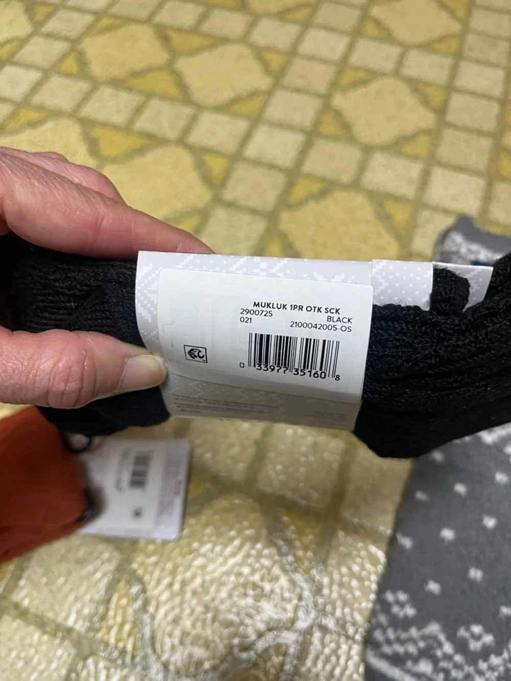 2 New Muk Luks Over The Knee Socks in Black and Orange - Picture 7 of 13